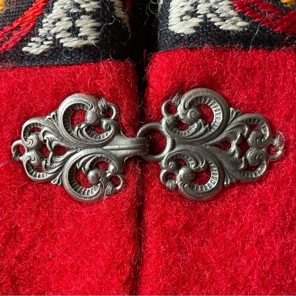 Vintage Fjord A.S. Evebofoss Norwegian embroidered wool coat size 42 (medium) - Picture 2 of 14